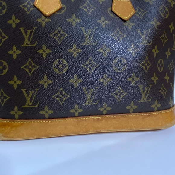 Authentic Louis Vuitton Alma - Picture 3 of 11
